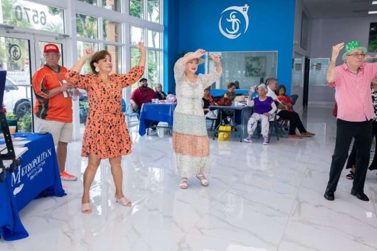 How to Stay Active as a Senior in Broward